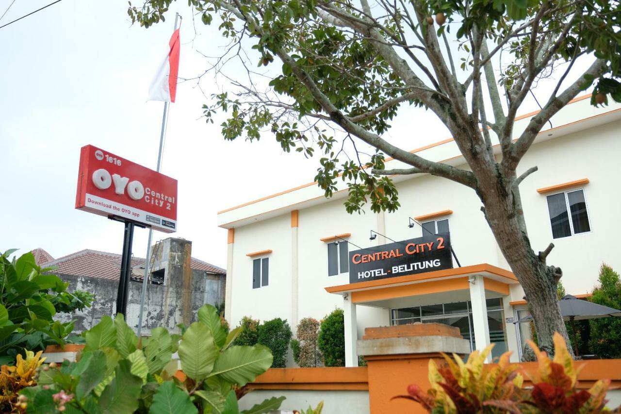 Oyo 1616 Hotel Central City 2 Tanjung Pandan Exterior photo